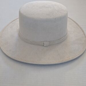 Nicol Hats Elegant Beige Suede Western Hat